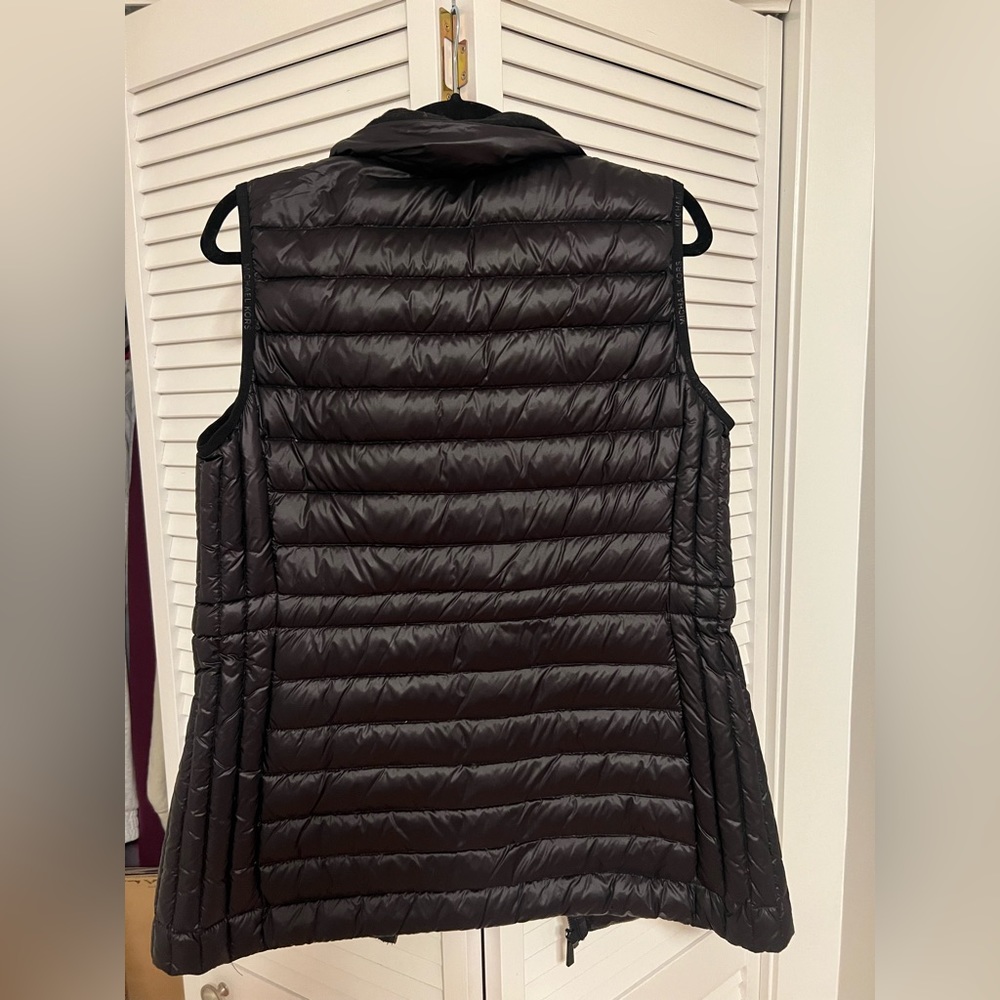 Michael Kors Down Packable Vest! - image 2